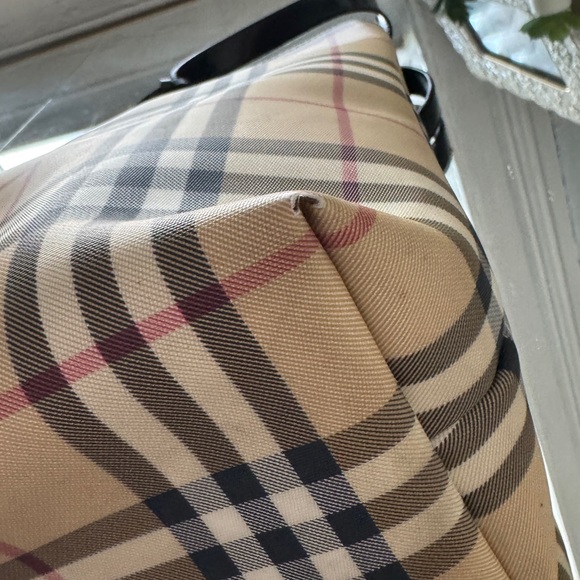 Burberry Haymarket Nova Check Coated Canvas and Leather Medium Tote Bag Shoulder - Picture 13 of 16